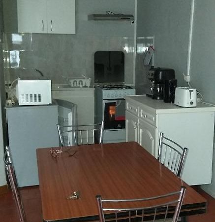 Le Creusot Apartment Bagian luar foto